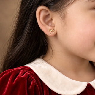 Dainty Bow Titanium Studs - 18K Gold Plated